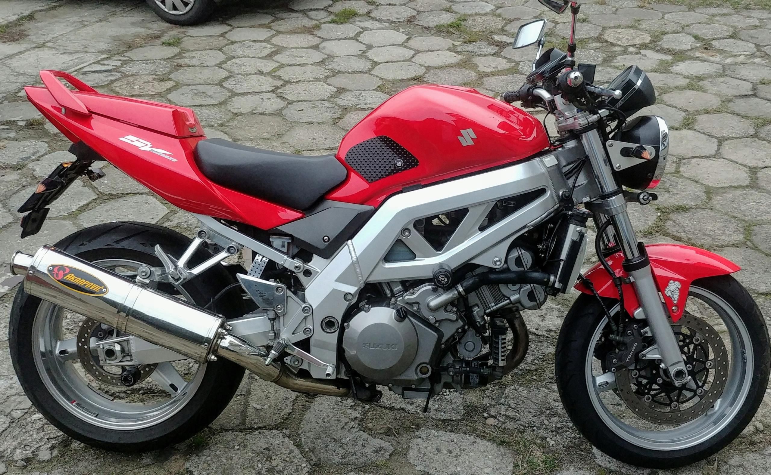 sv 1000