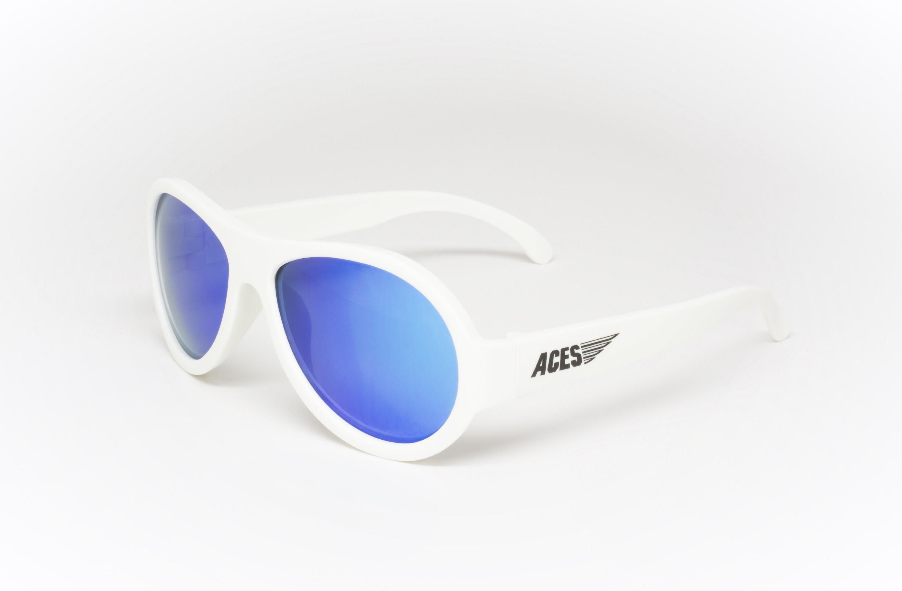 Солнцезащитные очки с синими линзами. Очки с синими линзами. Солнечные очки с голубыми линзами. Солнцезащитные очки ray ban артикул uv400 cat. Солнцезащитные очки с синими линзами.