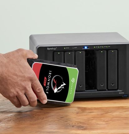 Dysk twardy Seagate IronWolf 12TB SATA 6 Gb/s (ST12000VN0008