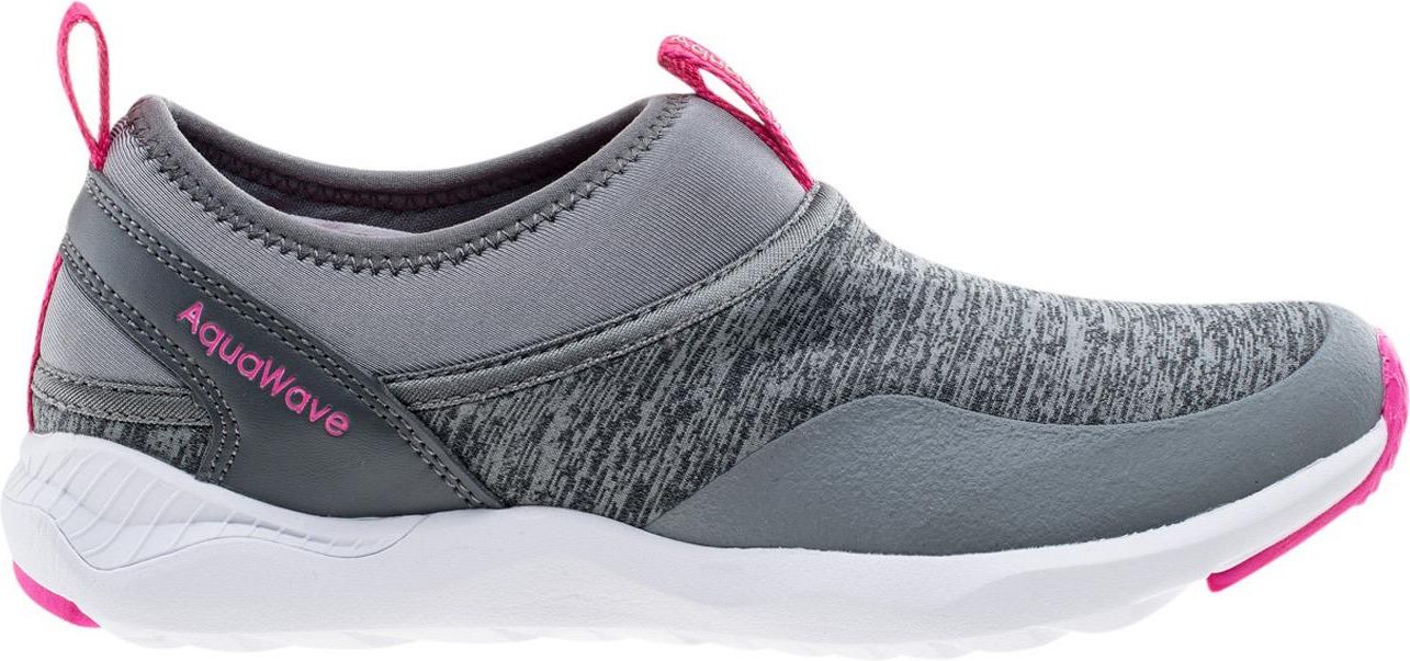 best shoes to wear with nike tech fleece