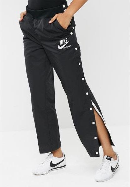 snap pants nike