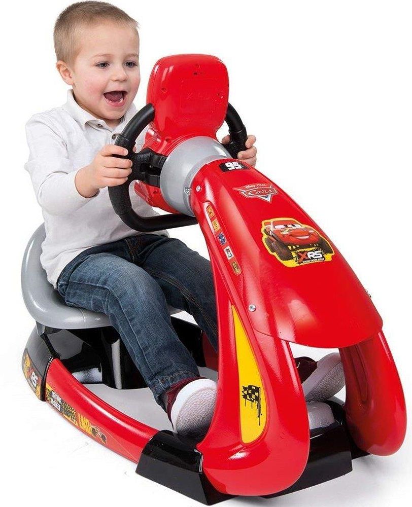 Smoby Disney Pixar Auta Symulator Jazdy V8 Xrs - zdjęcie 2 Smoby Disney Pixar Auta Symulator Jazdy V8 Xrs