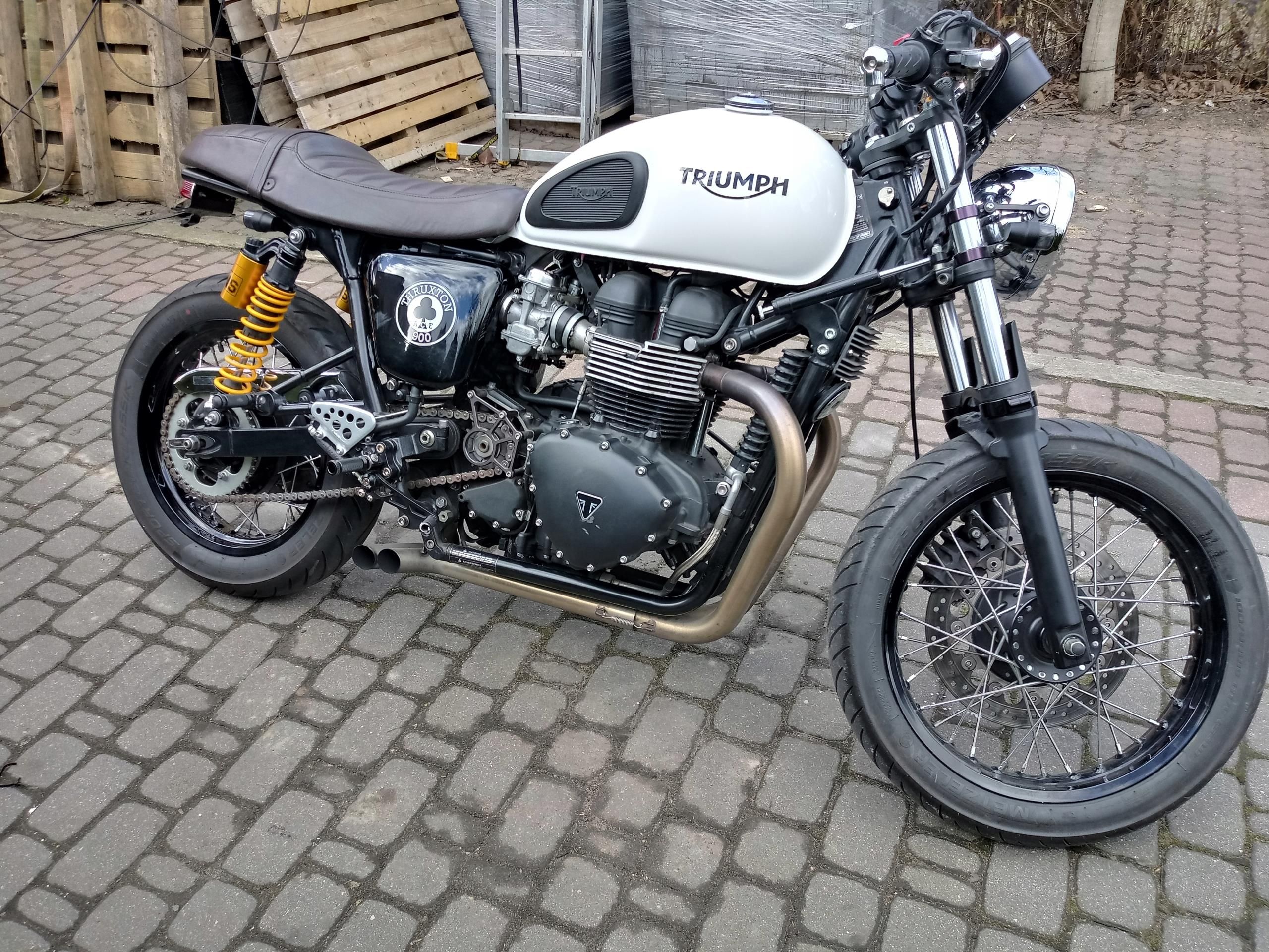 Triumph Thruxton 900 Custom