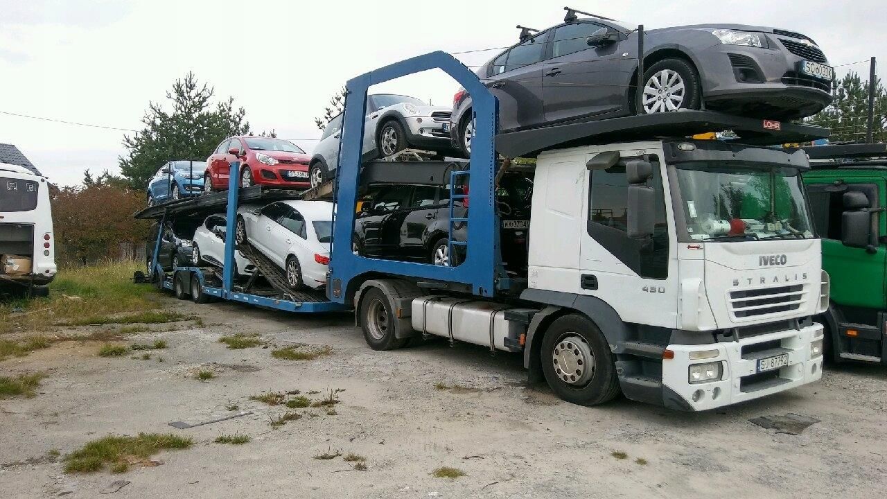 Автовоз хабаровск москва. Ивеко Стралис автовоз. Man TGL автовоз. Автовоз Iveco. Ивеко тягач автовоз.