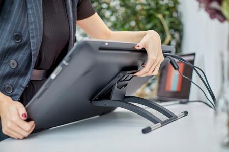 Tablet Wacom Cintiq 22 (DTK2260K0A) - Opinie i ceny na Ceneo.pl