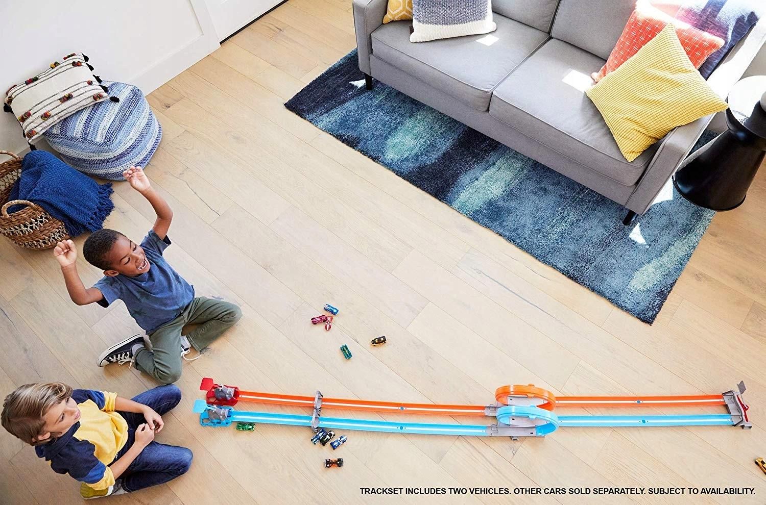 Hot Wheels City Zestaw Podwójna Pętla Tory GFH85 - zdjęcie 5 Hot Wheels City Zestaw Podwójna Pętla Tory GFH85