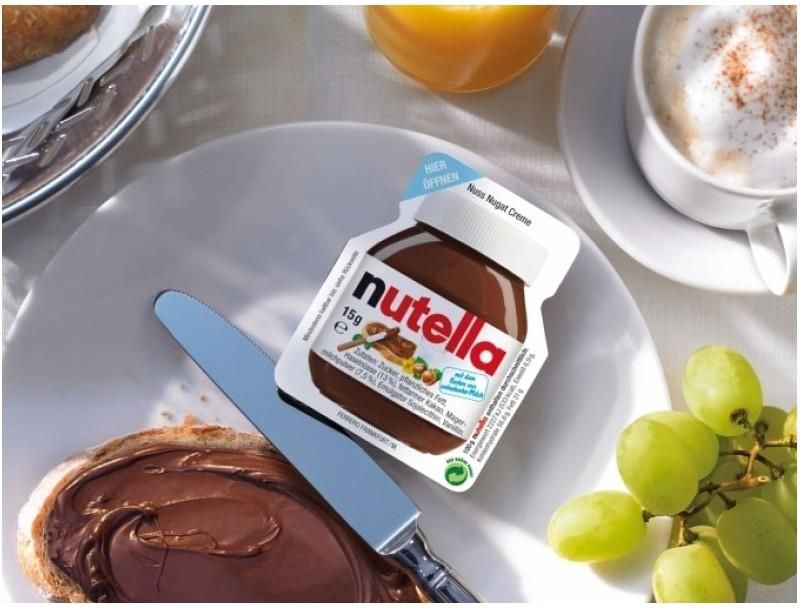 Nutella Krem Orzechowo Kakaowy Mini 15gx120szt - zdjęcie 4 Nutella Krem Orzechowo Kakaowy Mini 15gx120szt