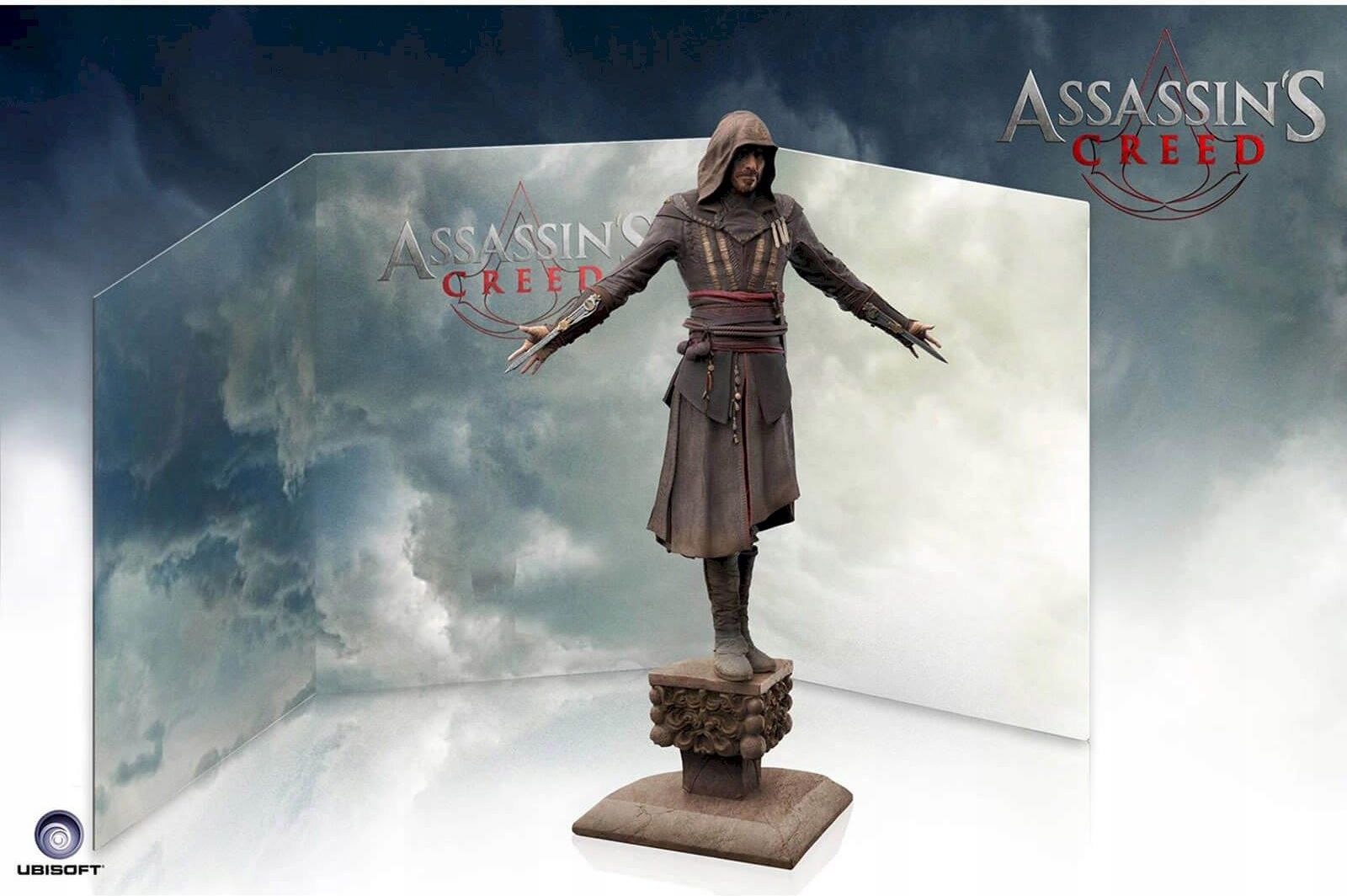 Статуя крида. Агилар фигурка Assassin's Creed. Ассасин Агилар фигурка. Assassin's Creed movie Aguilar статуэтка. Aguilar Assassin's Creed movie фигурки.