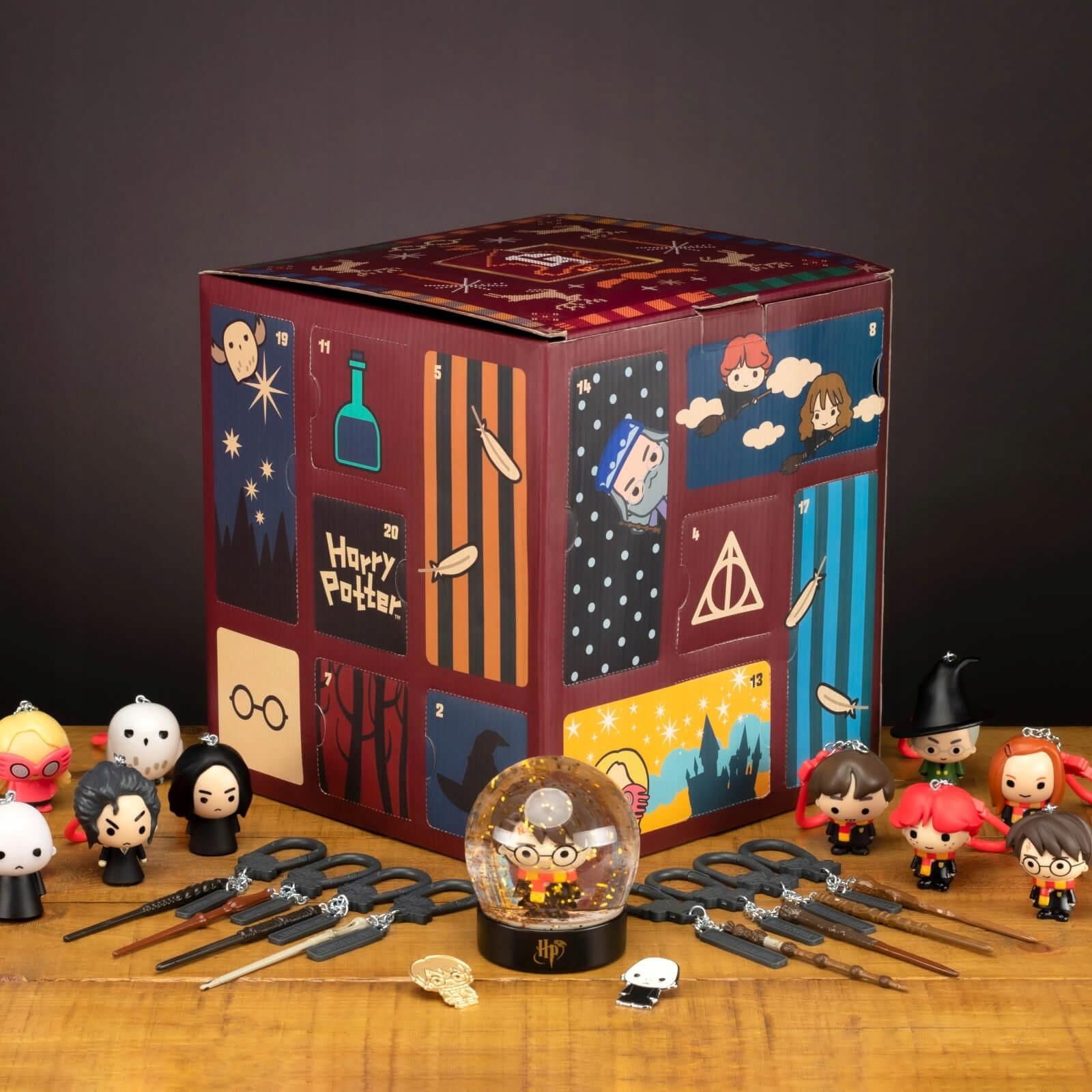 Harry Potter Kalendarz Adwentowy Figurki Różdżki - zdjęcie 4 Harry Potter Kalendarz Adwentowy Figurki Różdżki