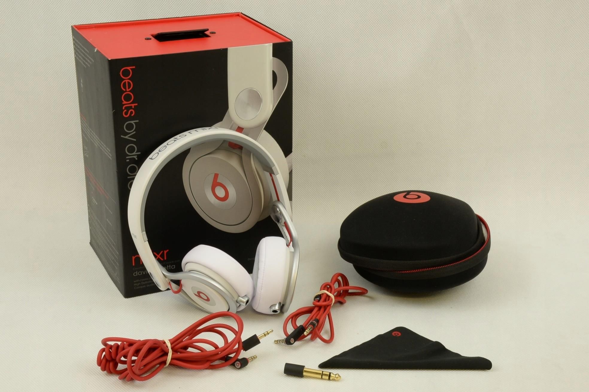 Beats Mixr Dr Dre ホワイト/レッド Beats by Dr.Dre/ヘッドホン/beats mixr BT ON MIXR WHTの紹介です。