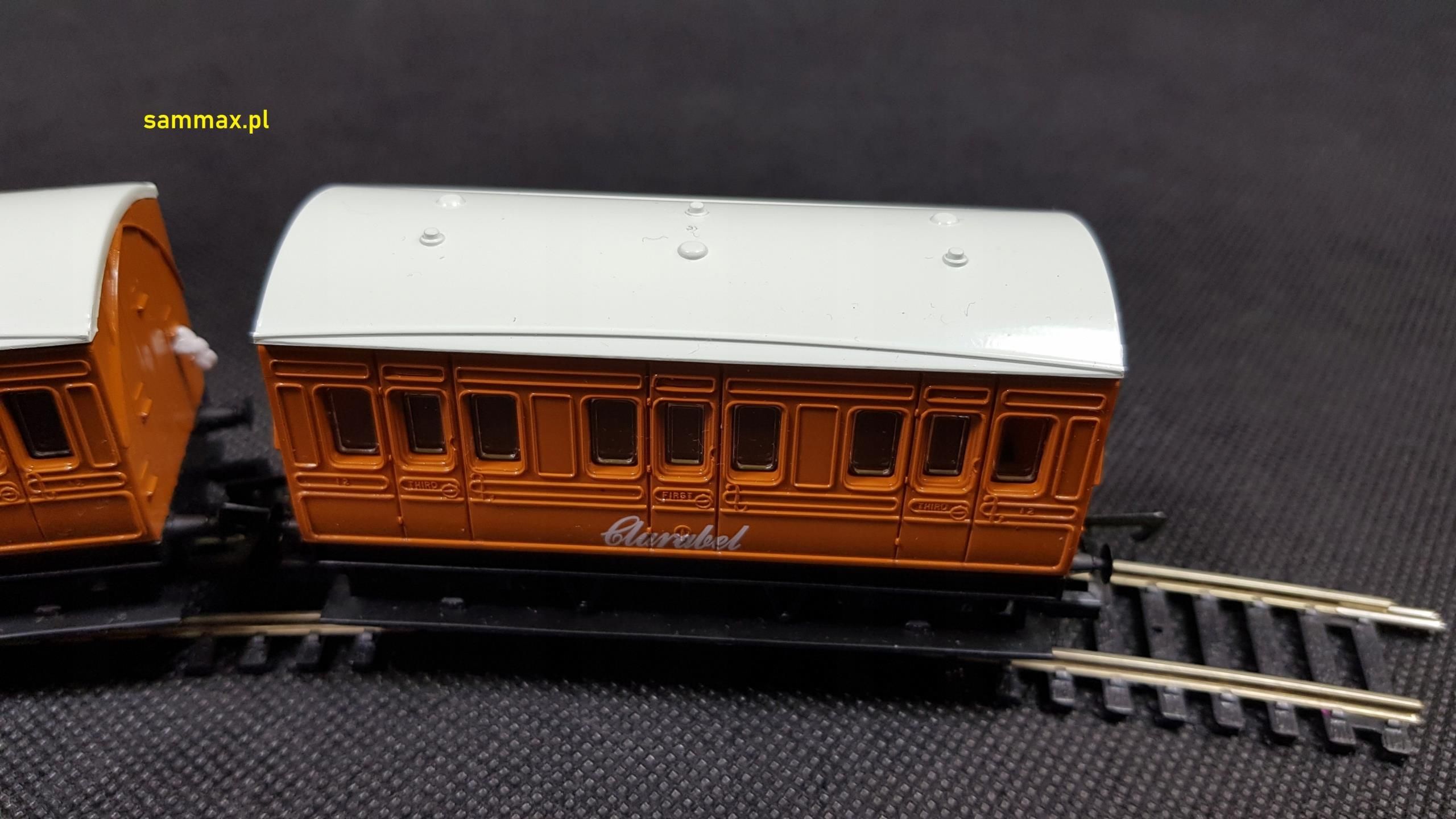 Hornby r9283 new arrivals