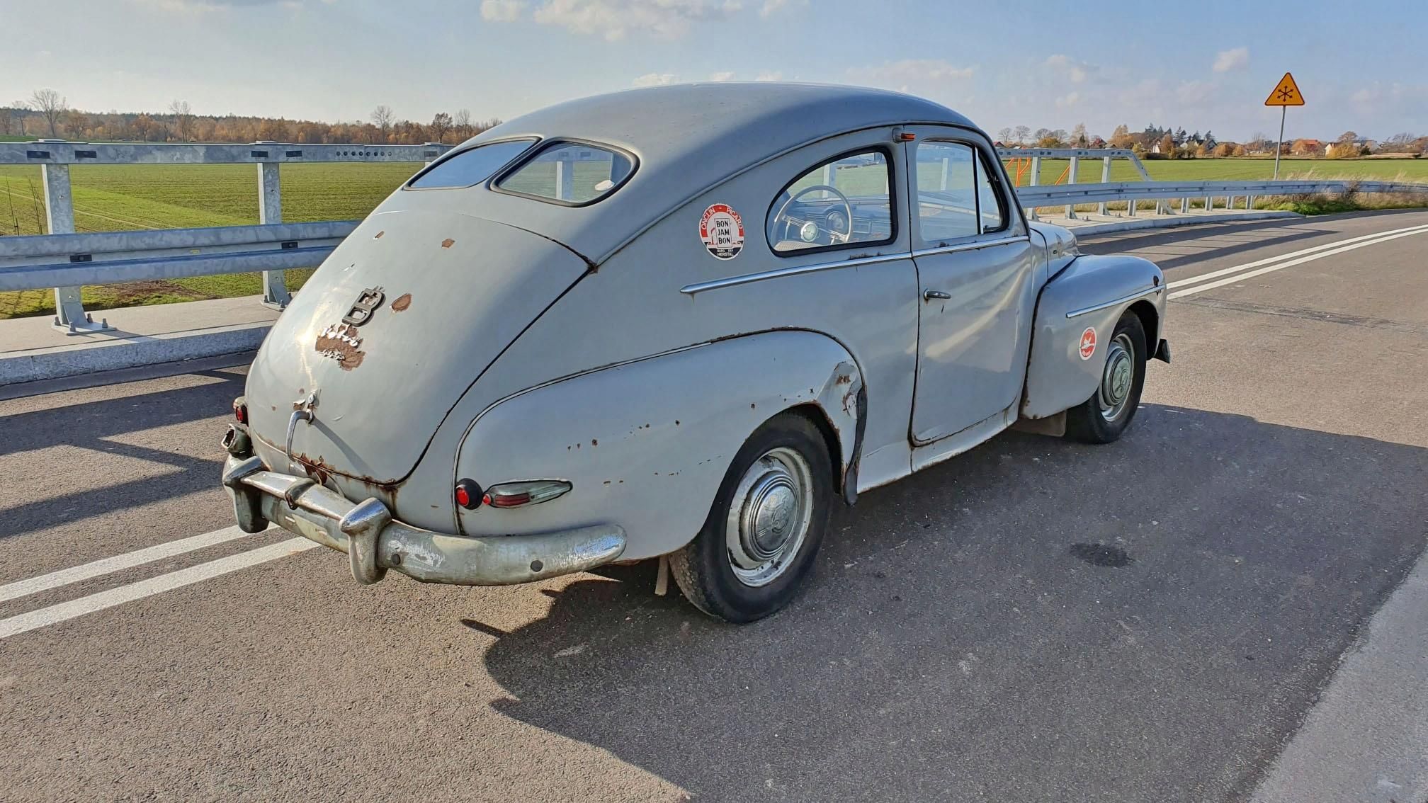 洋書 Volvo PV444 and PV544, 1945-65 Volvo 1944-1968 Workshop Manual Pv444, Pv544 (P110), P1800