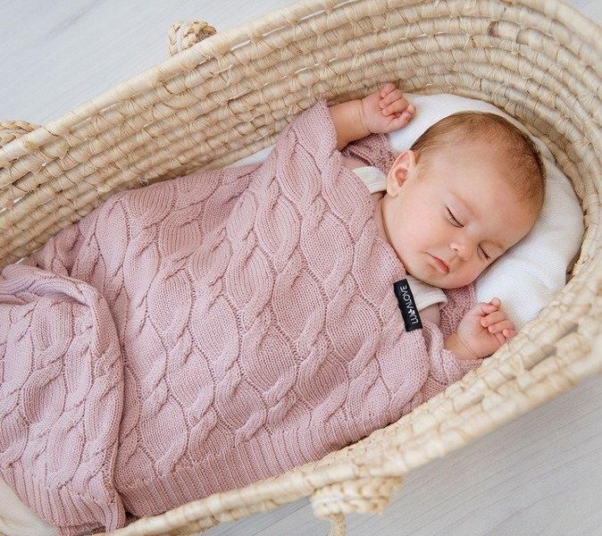 Lullalove Kocyk Z Wełny Merino Pudrowy Róż - zdjęcie 1 Lullalove Kocyk Z Wełny Merino Pudrowy Róż