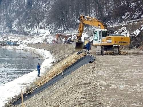 Geomat Geowłóknina Polipropylenowa Geomatex Nti Bs25 300G 100x5m - zdjęcie 3 Geomat Geowłóknina Polipropylenowa Geomatex Nti Bs25 300G 100x5m