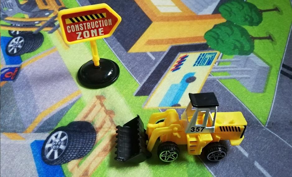 Mata Edukacyjna Ulice Pojazdy i Znaki Drogowe Y274 - zdjęcie 3 Mata Edukacyjna Ulice Pojazdy i Znaki Drogowe Y274