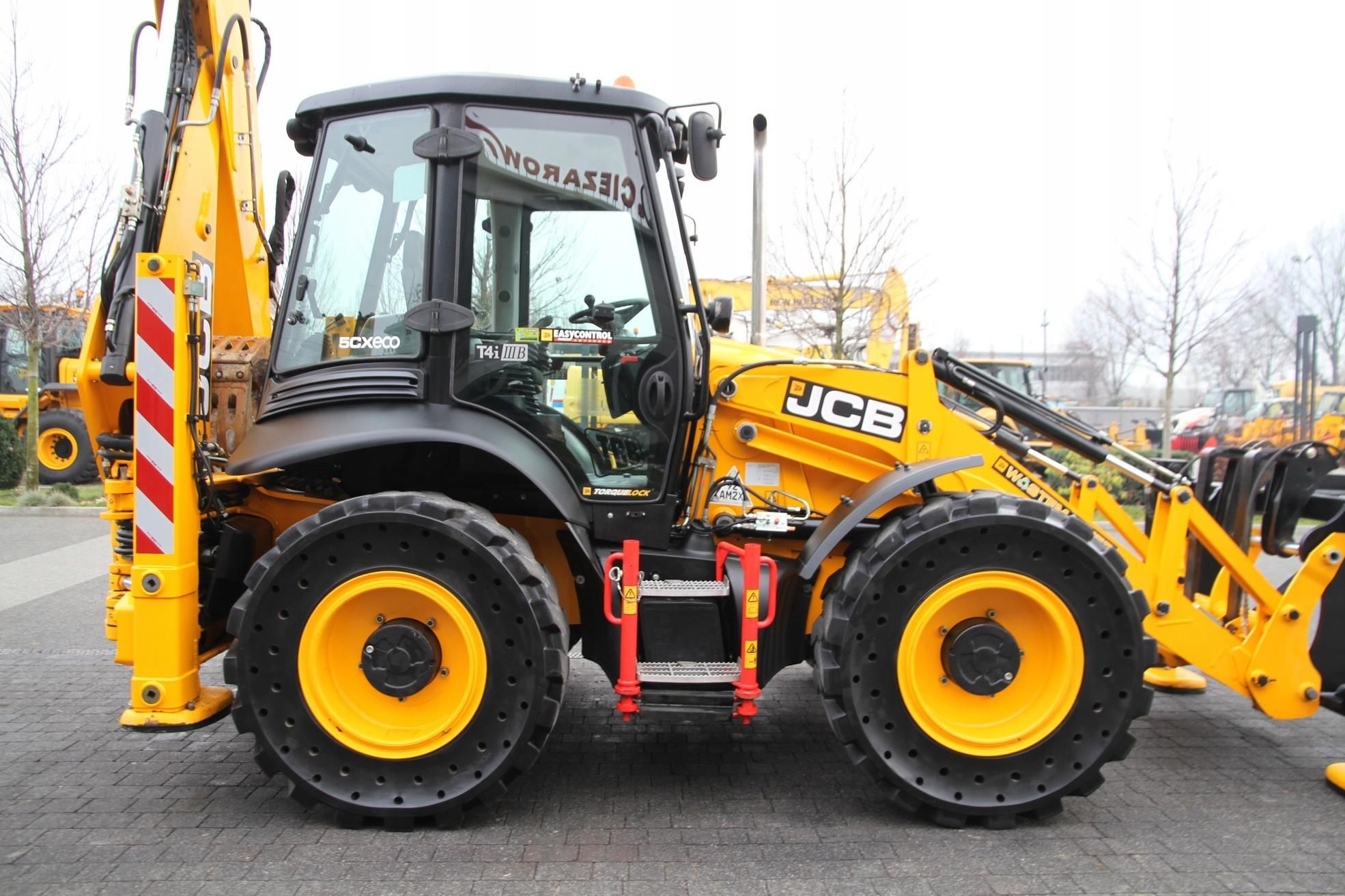 Jcb 5cx фото