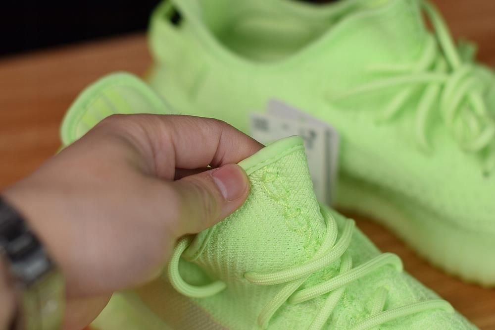 Yeezy Boost 350 V2 Gid fluorescent green 37 - Ceny i opinie