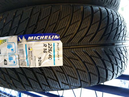 Michelin Pilot Alpin 5 205/55R16 91H