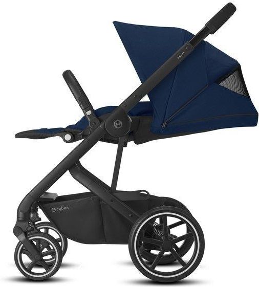 versa double stroller Valco Baby Duo Trend Capacete Arai Ex Display Bugaboo Butterfly on both Bassinet and Model:Size 4