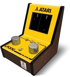 atari mini pong jr 作動確認済 アタリの「PONG」筐体が卓上版に！ 乾電池で動く「Atari Mini PONG Jr
