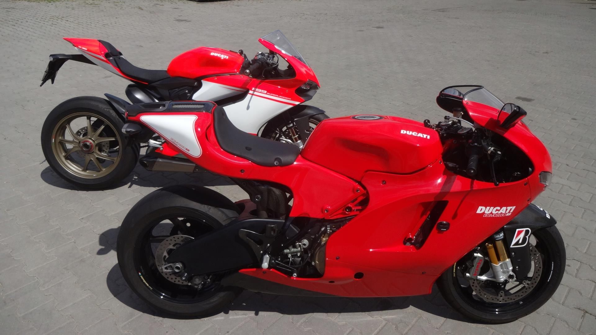 Ducati Desmosedici RR – Motocykl z MotoGP Opinie i ceny na