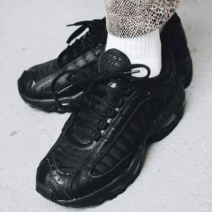 Nike Air Max Tailwind IV (GS) Młodzieżowe Czarne (BQ9810-004