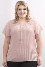 Bluzka elegancka plisowana szyfonowa ADRIANA krótki rękaw Bluzka plisowana szyfonowa plus size ADRIANA pudrowy róż