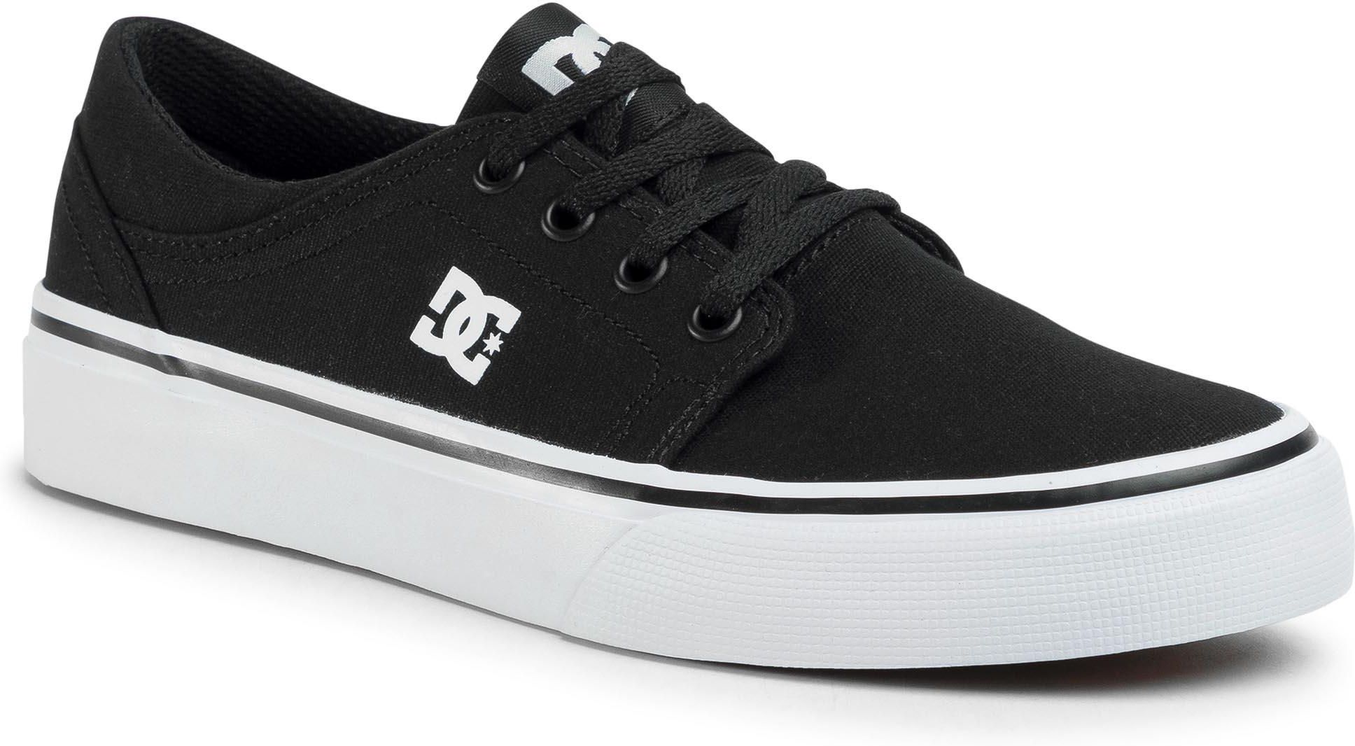 dc trase tx black white