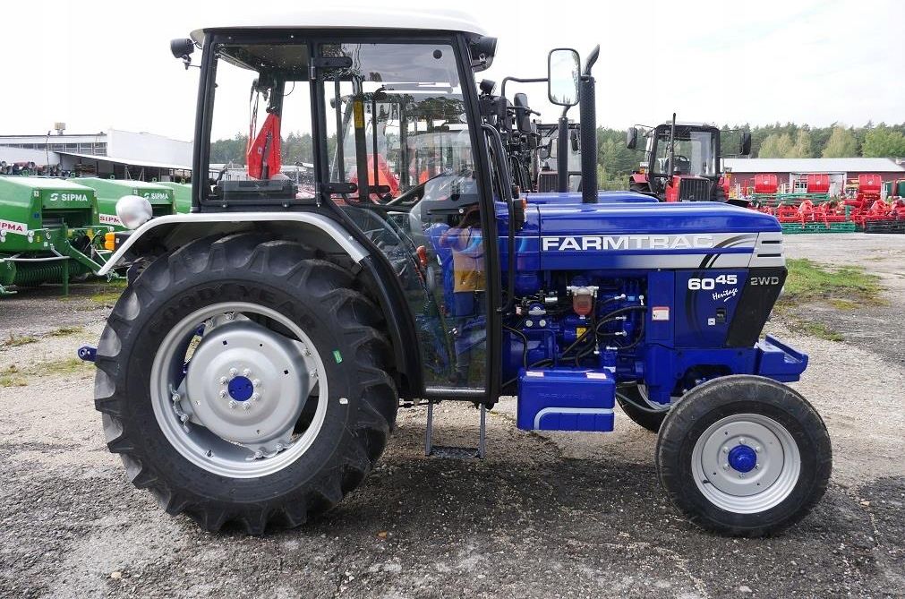 ci-gnik-traktor-rolniczy-farmtrac-6045-45km-opinie-i-ceny-na-ceneo-pl