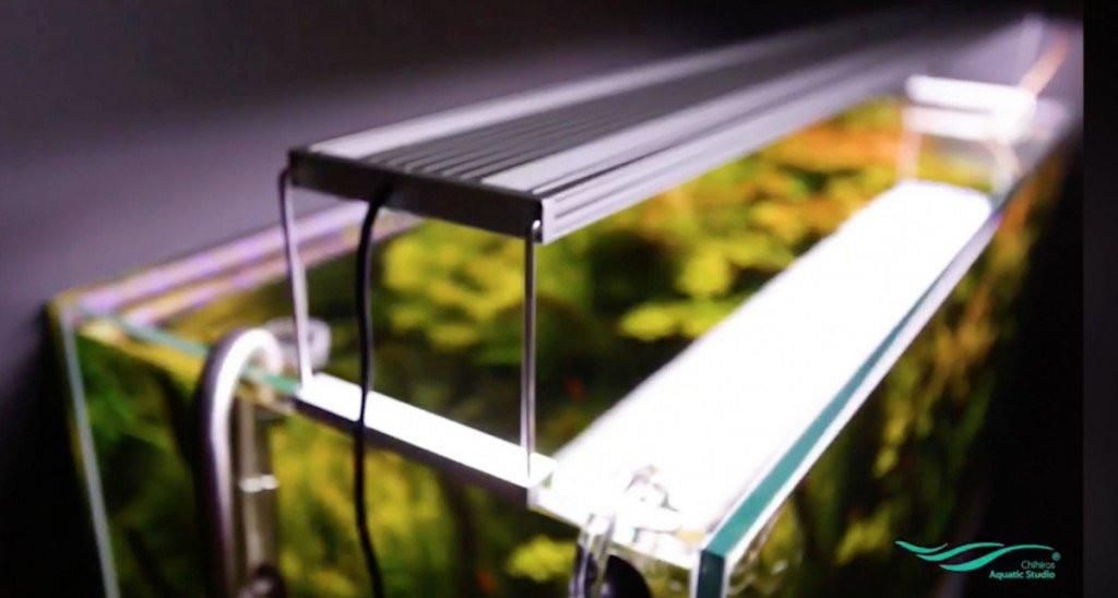 中古　Chihiros（チヒロズ） LED WRGB2 60 Chihiros WRGB II Pro 60 - 60-80cm 74W 6630lm | Green Aqua