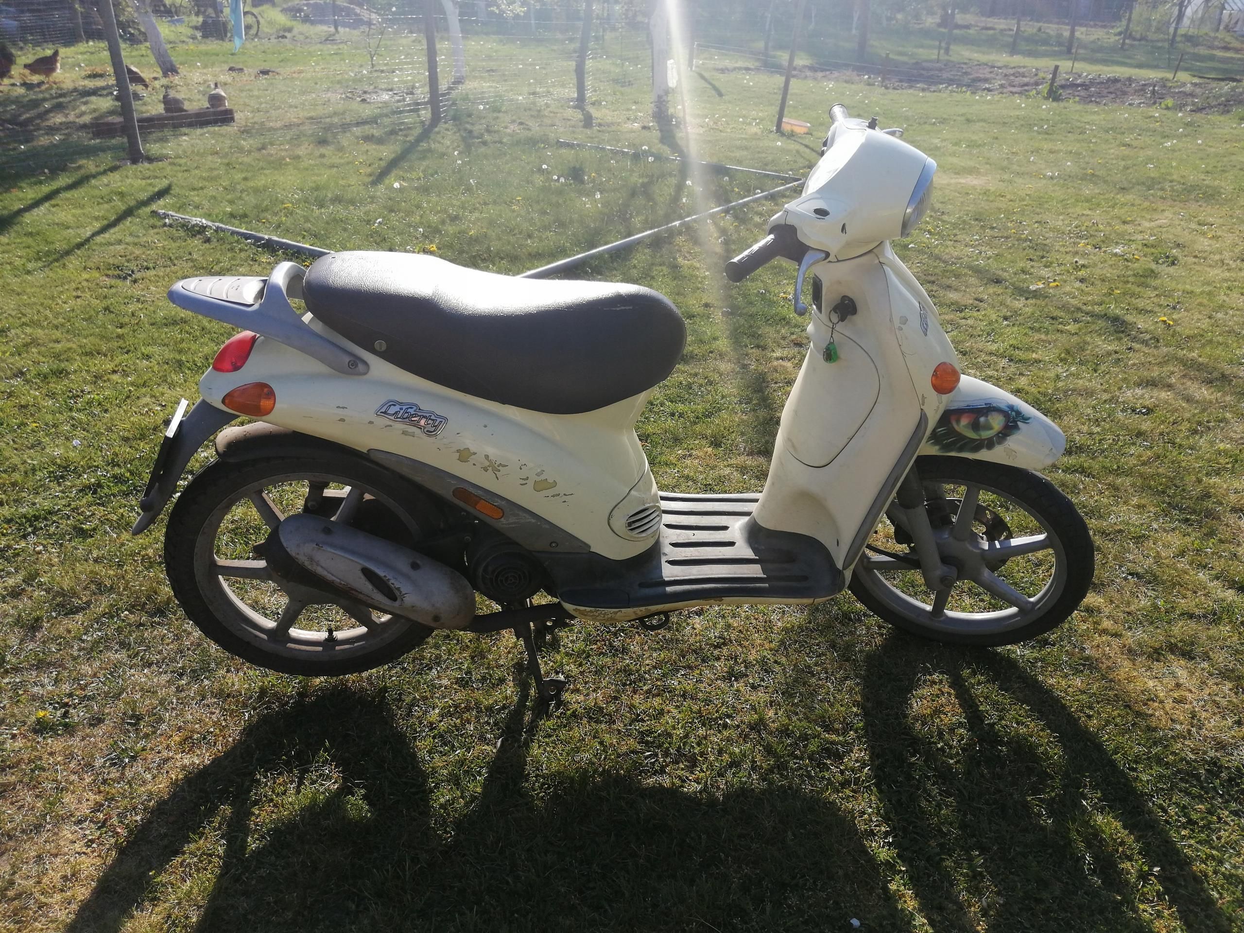 Piaggio Liberty 50 2t 1998 Piaggio Liberty Sito Plus Liberty 50 2t - Main Image