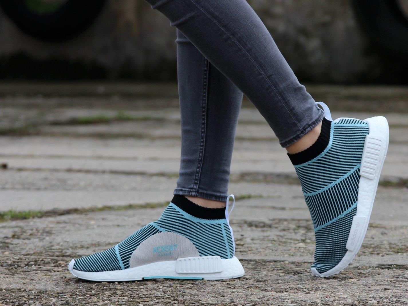 adidas gazelle silver green womens Adidas NMD CS1 Parley Blue Spirit