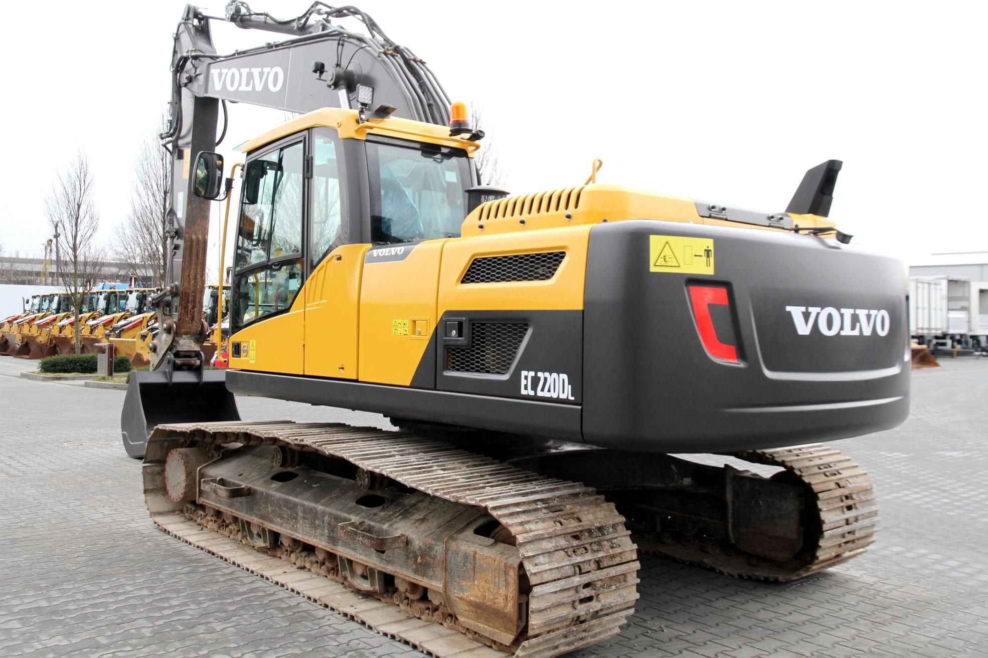 Volvo ec 220 dl