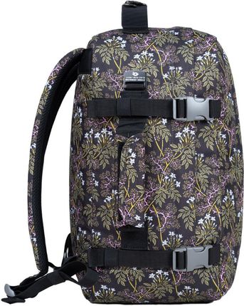 Cabin Zero 28L V&A Azar Backpack