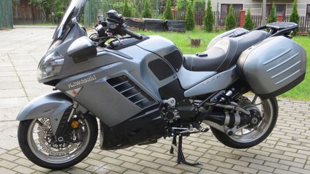 Kawasaki GTR 1400 (ZGT40A) - Opinie i ceny na Ceneo.pl