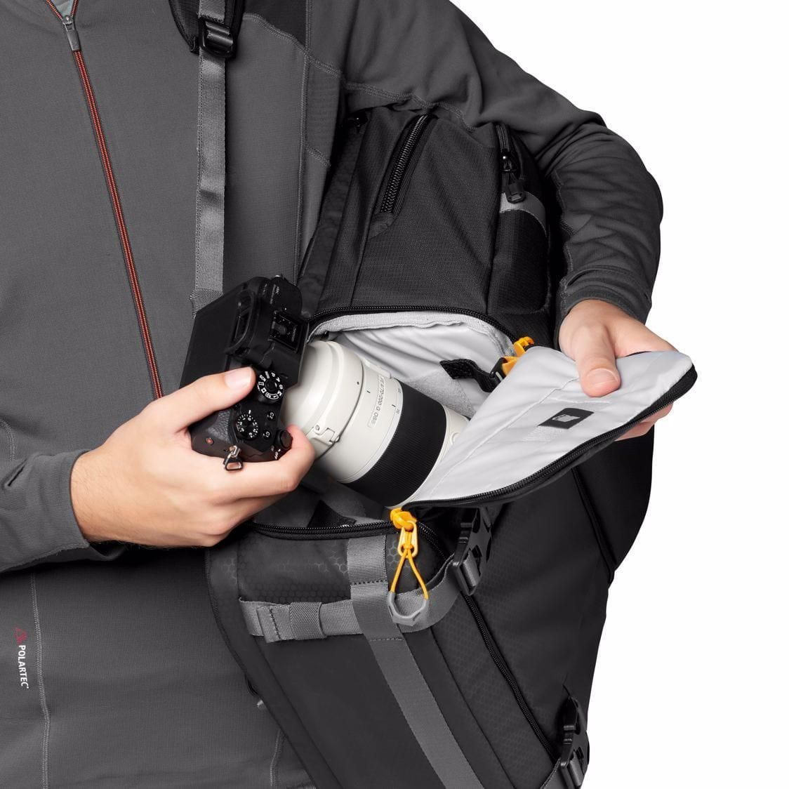 Plecak Lowepro Fastpack BP 250 AW III czarny - zdjęcie 1 Plecak Lowepro Fastpack BP 250 AW III czarny