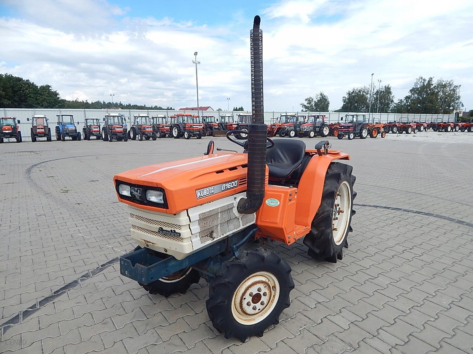 Mini Traktorek Kubota B1600 16km 4x4 Ogrodniczy Opinie I Ceny Na Ceneo Pl