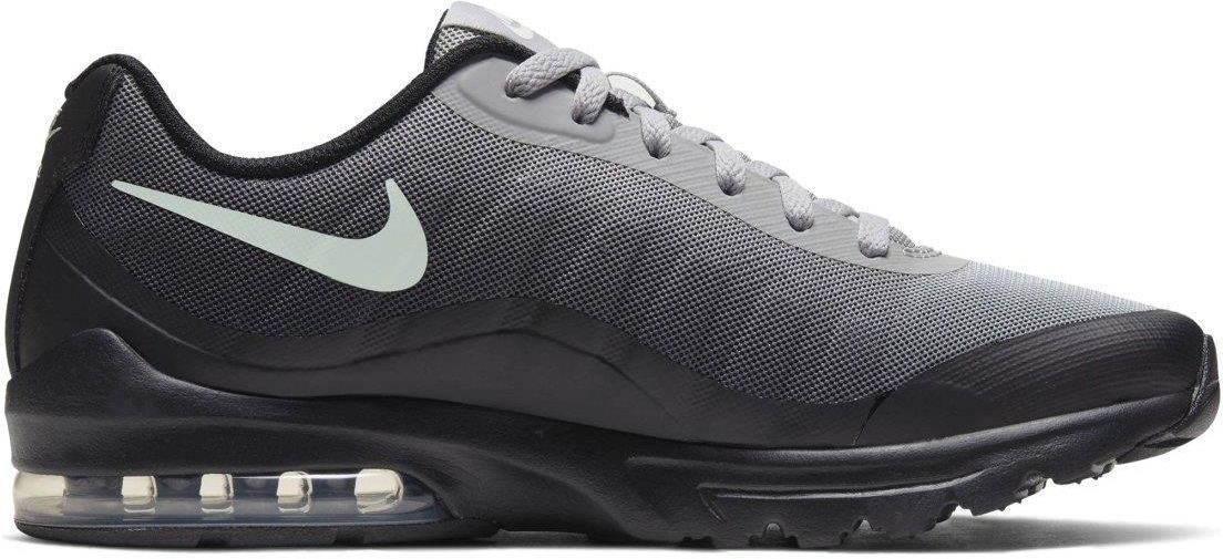 nike air max invigor 39