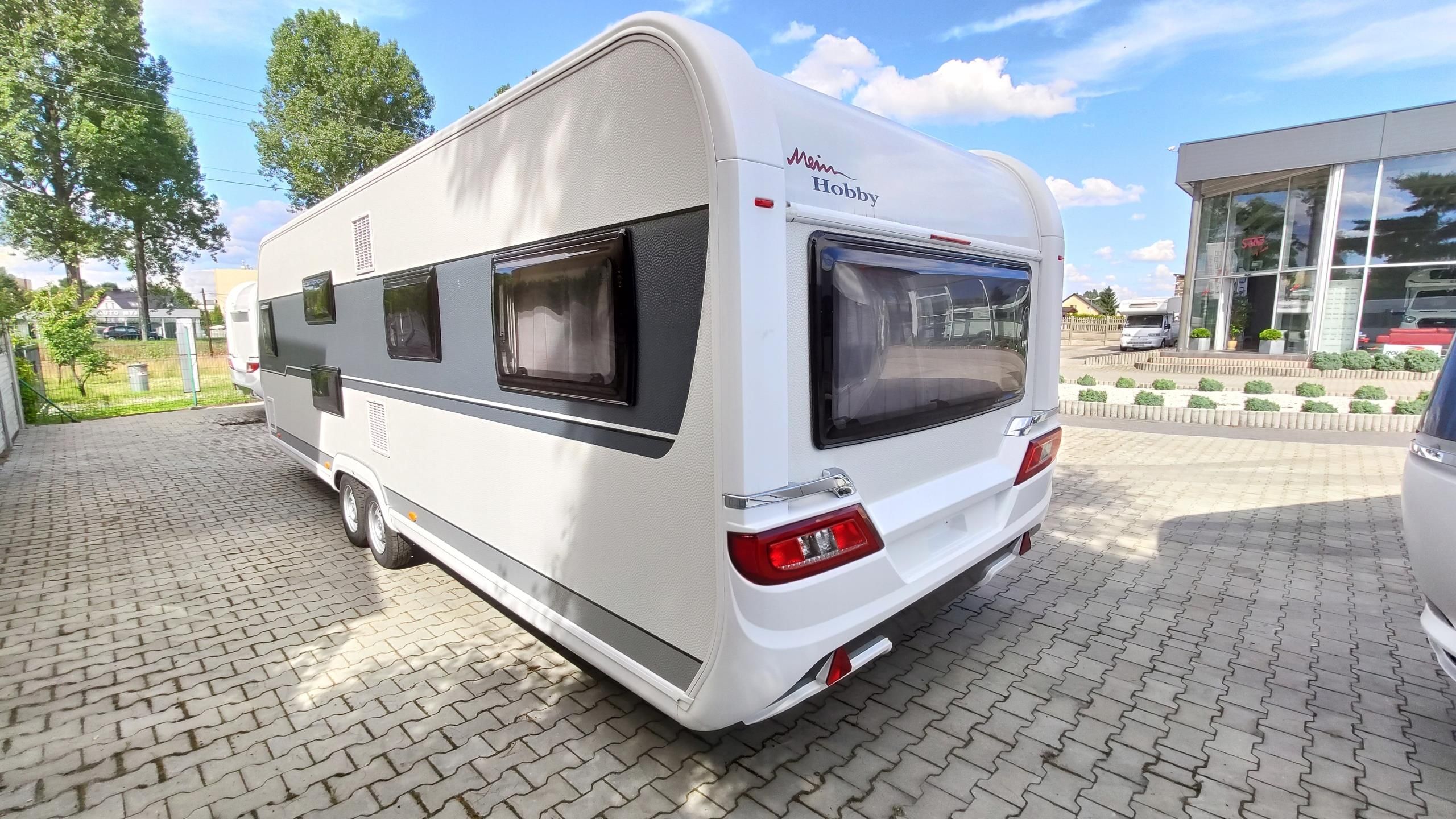 Przyczepa kempingowa HOBBY PRESTIGE 720 UKFe 2020 - Opinie i ceny na ...