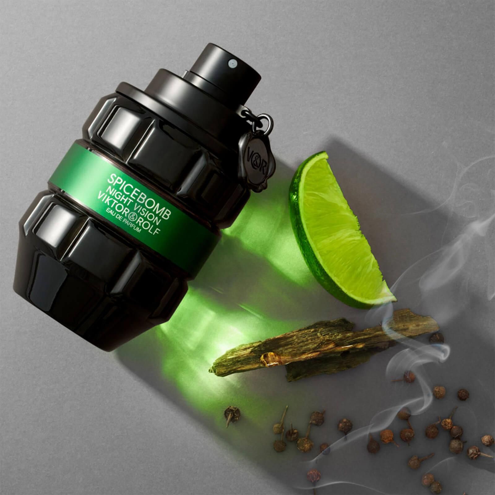 ヴィクター&ロルフ スパイスボム ナイト ビジョン Viktor & Rolf Spicebomb Nightvision Woda Perfumowana 50 ml