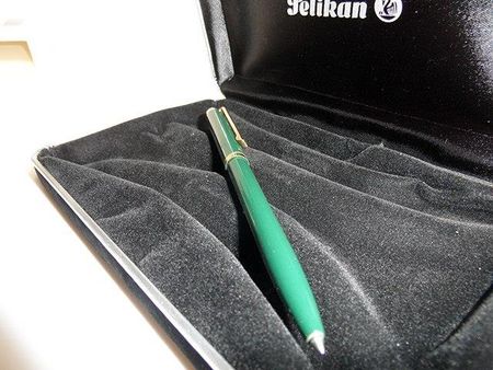 Długopis Pelikan + etui zielony