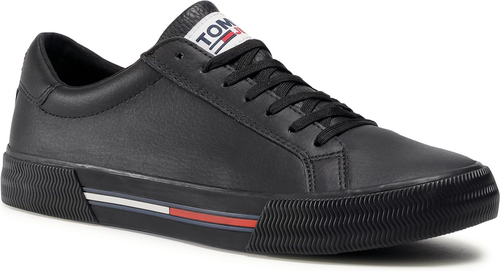 essential leather sneaker