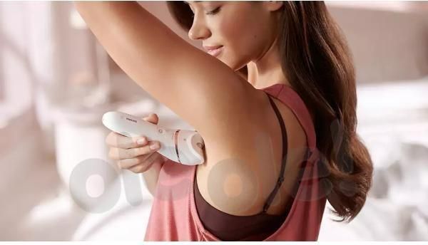 PHILIPS Seria 8000 BRE740/10 - zdjęcie 4 PHILIPS Seria 8000 BRE740/10