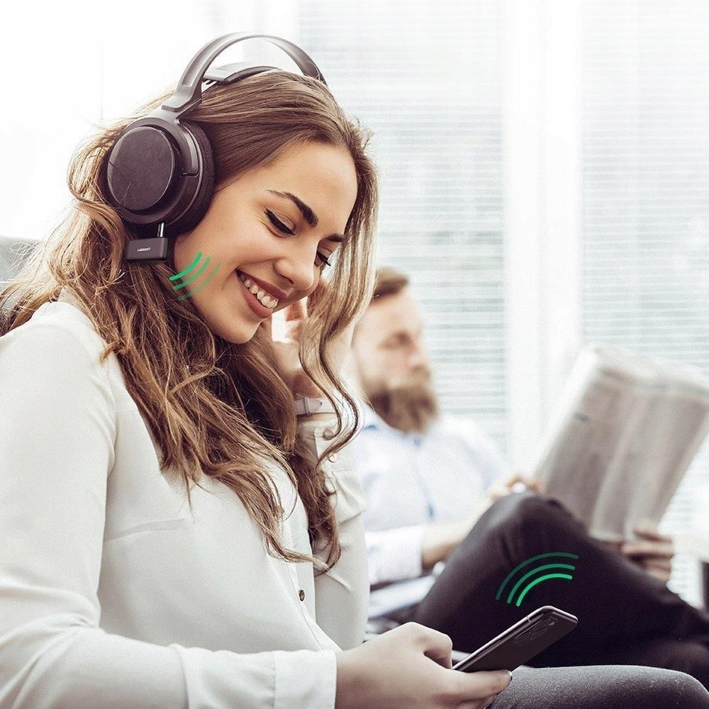 UGREEN TRANSMITER BLUETOOTH ADAPTER AUX MINI JACK 70303 - zdjęcie 2 UGREEN TRANSMITER BLUETOOTH ADAPTER AUX MINI JACK 70303