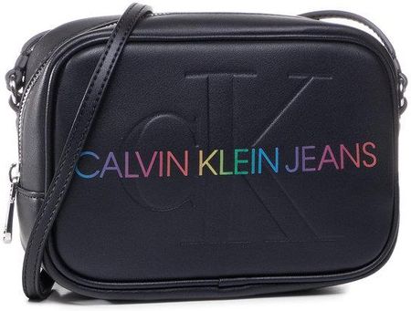 Calvin Klein Jeans Torebka Sculpted Camera Bag Pride K60K607389