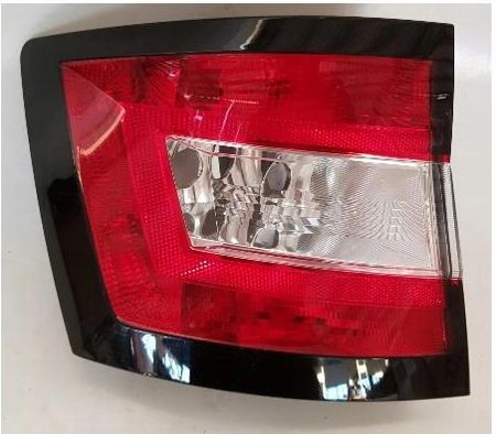 LAMPA TYL NA SKODA FABIA III 3 6V KOMBI 2014- Z24 69B2871X