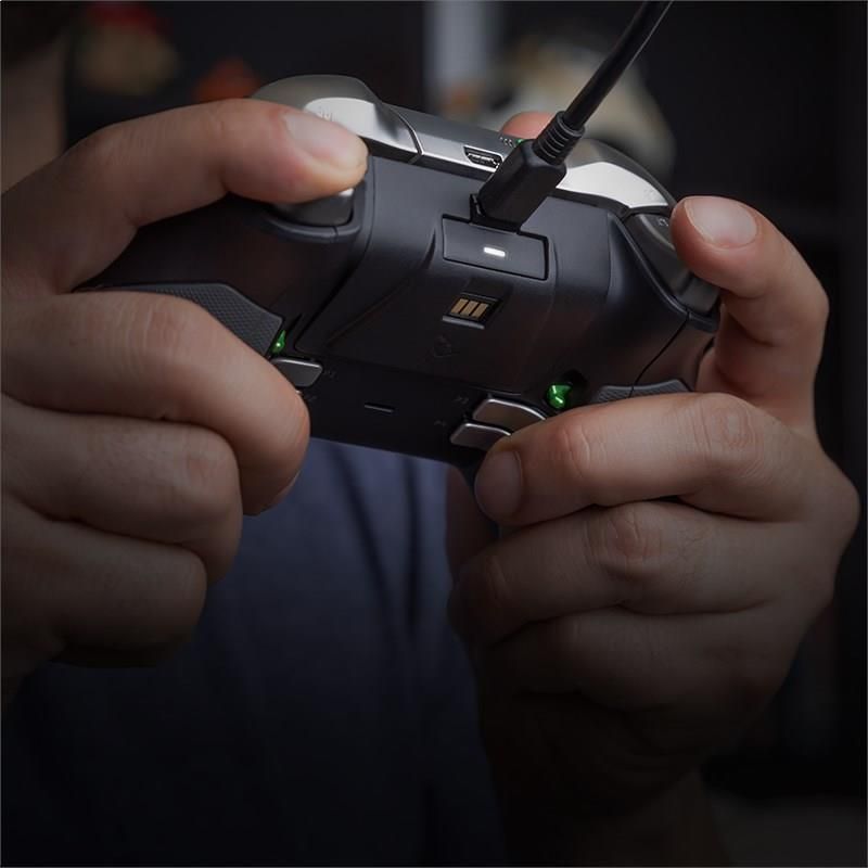 PDP Play and Charge Kit do Xbox Series X oraz Xone - zdjęcie 11 PDP Play and Charge Kit do Xbox Series X oraz Xone