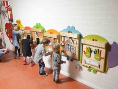 Zdjęcie Masterkidz System Do Montażu 5 Ściennych Tablic Edukacyjnych Flex Gąsienica me06479 - Oświęcim