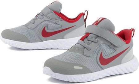 nike revolution 5 bq5673