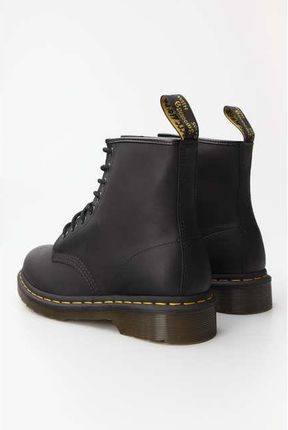 Dr martens black on sale harvey